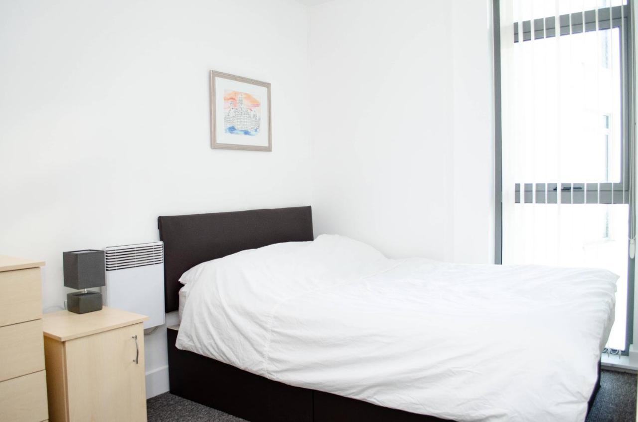 Serviced Apartment In Liverpool City Centre - Free Parking - Balcony - By Happy Days Exteriér fotografie